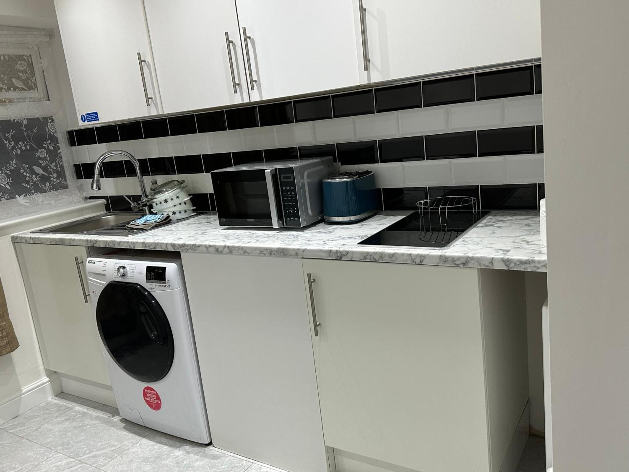Pensión Smart Cosy/small Double In Oakridge Road Bromley